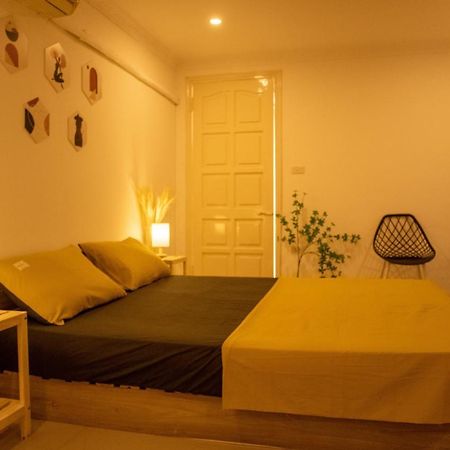 Homestay Pho Co Ханой Екстериор снимка