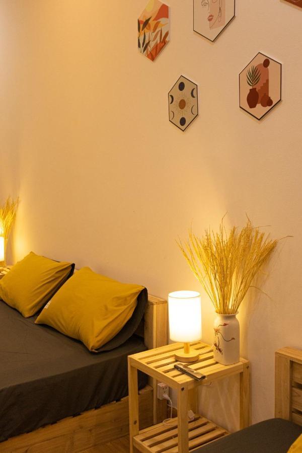 Homestay Pho Co Ханой Екстериор снимка