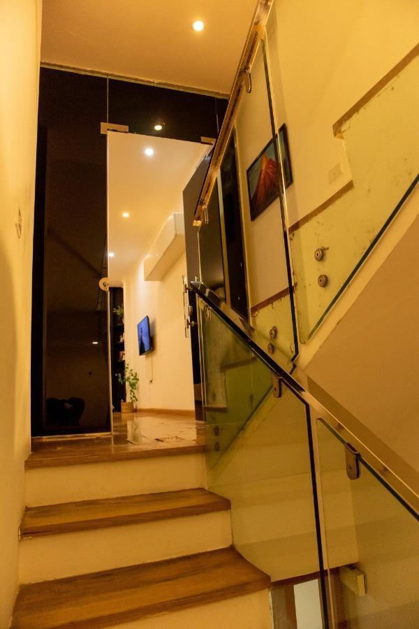 Homestay Pho Co Ханой Екстериор снимка